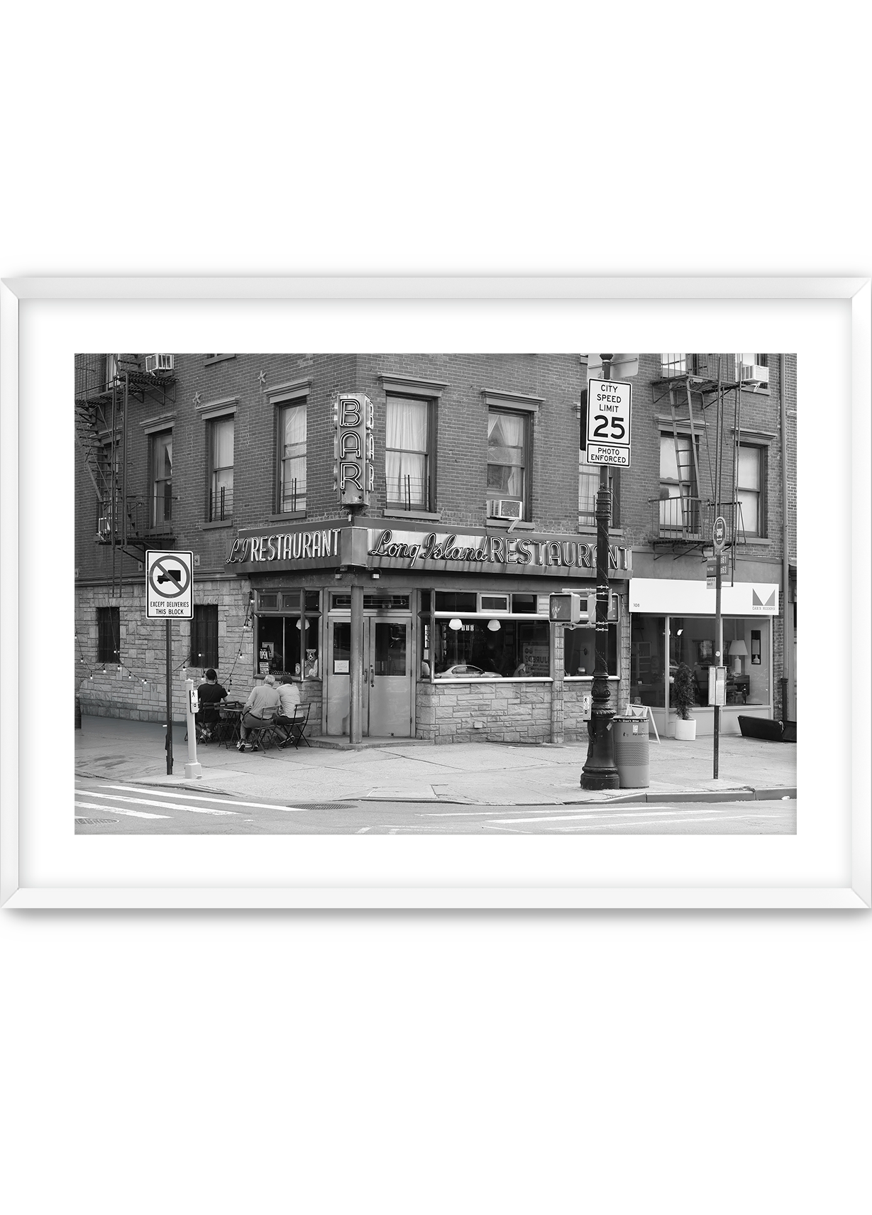 Domingo in Cobble Hill: Long Island Bar