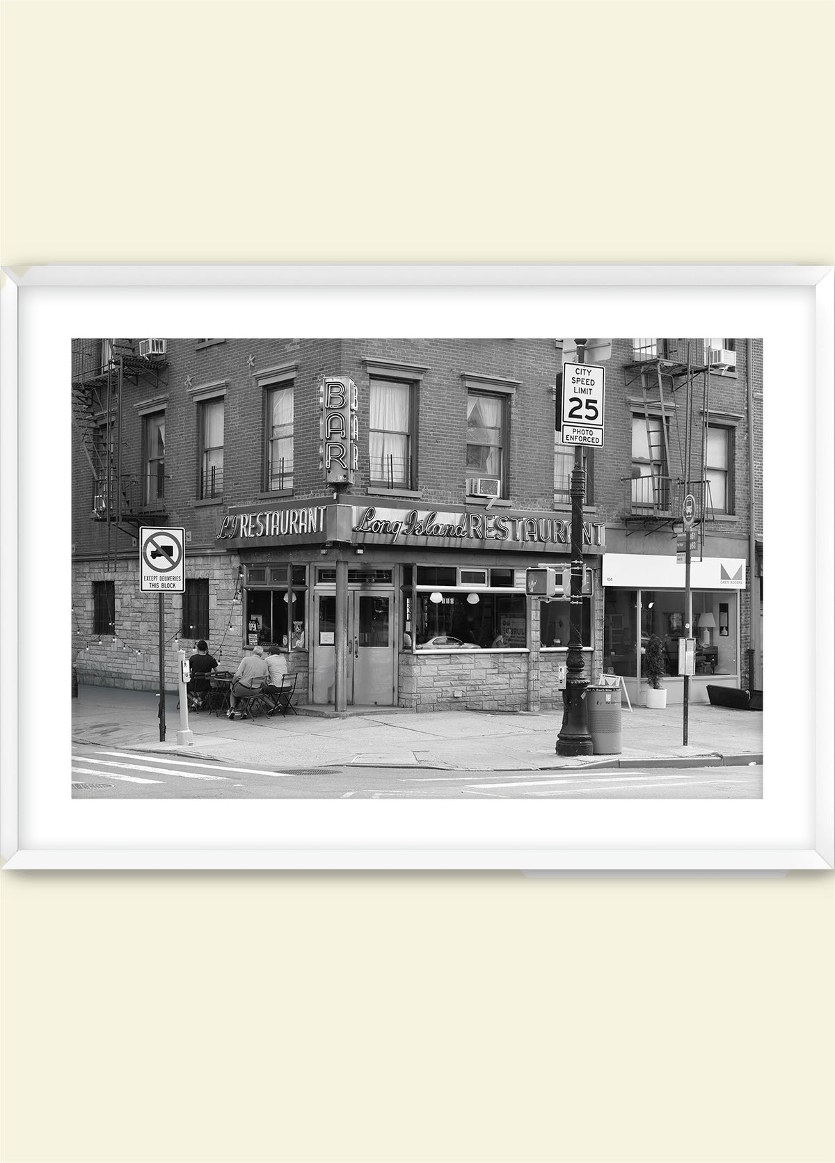 Domingo in Cobble Hill: Long Island Bar